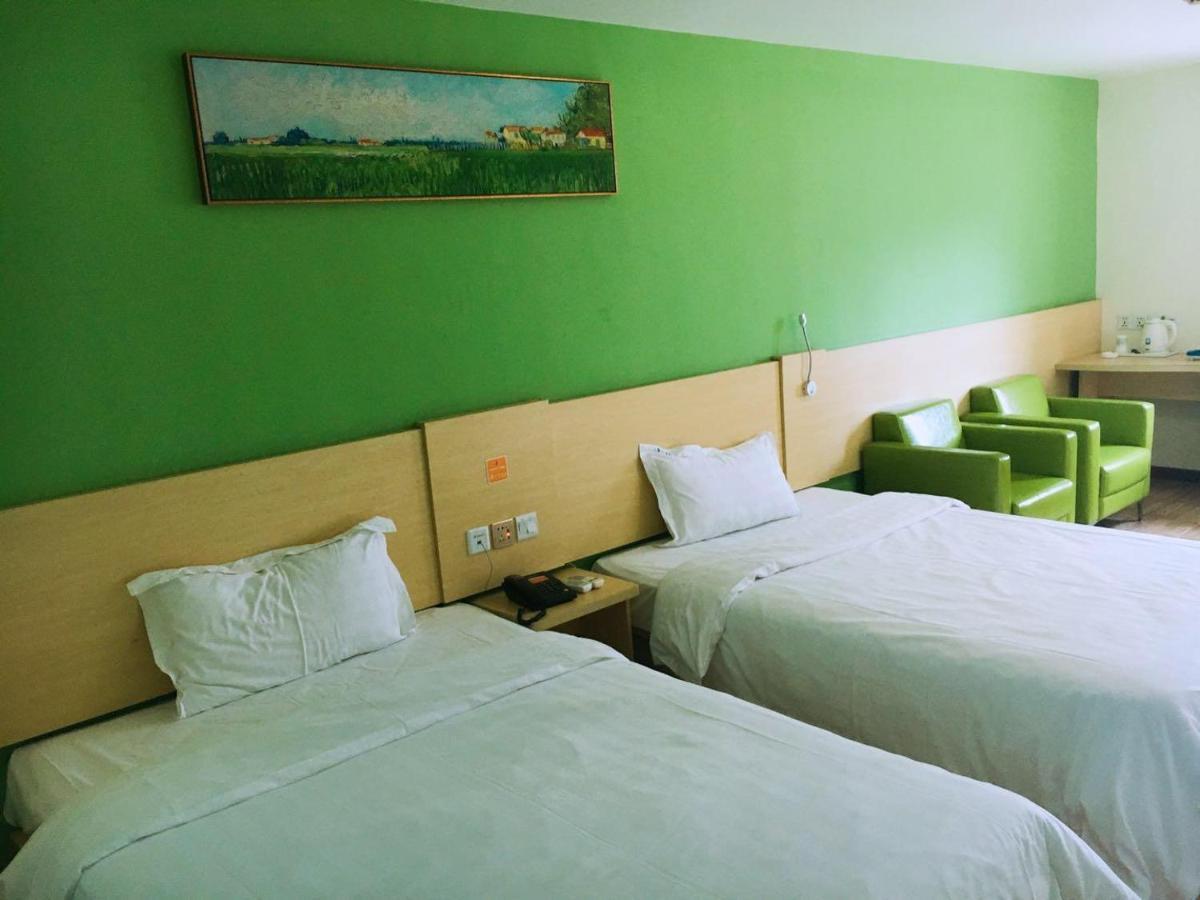 7Days Inn Guangzhou Panyu Chimlong South Railway Station Ngoại thất bức ảnh